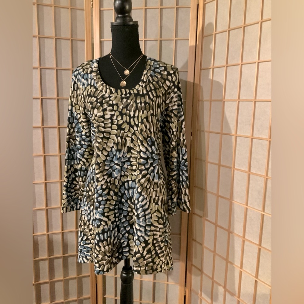 NWOT Premise - multi color Tunic top. Sz Lg